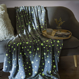 Sötétben fluoreszkáló takaró, szürke, csillagos, 150 x 200 cm