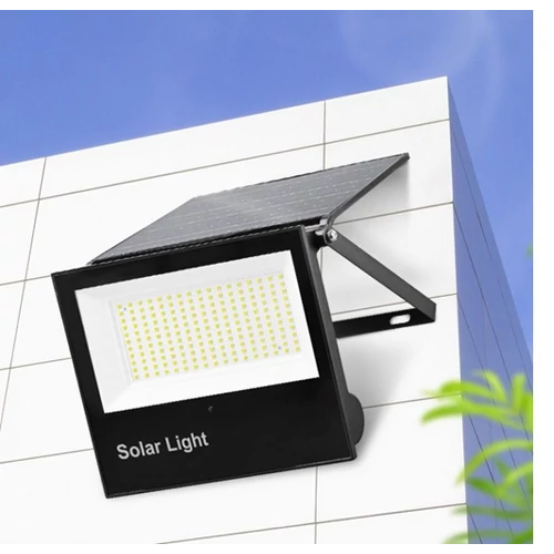 Napelemes 200 W-os halogén LED reflektor, IP65, távirányítóval
