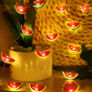 Kép 1/4 - Elemes dekor görögdinnye LED fényfüzér, 20 LED-es