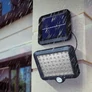 Kép 2/8 - 108 LED-es  napelemes reflektor mozgásérzékelővel,IP44