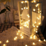Kép 3/6 - 20 LED-es elemes gömb karácsonyi fényfüzér, meleg fehér, 2,3 méteres