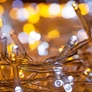 Kép 3/6 - 192 LED-es elemes fényfüzér, átlátszó vezetékkel, időzíthető 6/18 órás, 8 féle fényjátékkal meleg fehér, 14 m