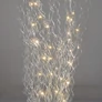 Kép 2/6 - 20 LED-es időzíthető világító ezüst színű fém ágak, 55 cm