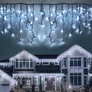 Kép 2/7 - 15,6 m-es 480 LED-es jégcsap fényfüzér, hybrid tölthető-napelemes, hideg fehér, 8 világítási mód, időzíthető, távvezérlős