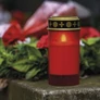 Kép 8/9 - Napelemes LED-es temetői sírmécses, örökmécses, 12 cm, piros, 1db 