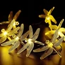Kép 2/5 - 30 LED-es napelemes szitakötő fényfüzér, meleg fehér, 6,5 méter