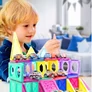 Kép 6/9 - 68 db-os Nagy méretű 3D mágneses színes panelek építőkészlet, 20 db kiskocsival