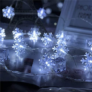 Kép 2/7 - 40 LED-es elemes hópihe fényfüggöny, hideg fehér