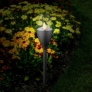 Kép 2/6 - Modern napelemes kerti lámpa LED lángeffektussal, leszúrható, 37 cm