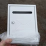 Kép 4/4 - Acél, zárható postaláda, 26 x 20 cm, szürke, 2 db kulccsal