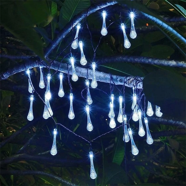 IceGlow 6,5 m-es napelemes jégcsap lámpák kertbe, hideg fehér, 30 LED-es
