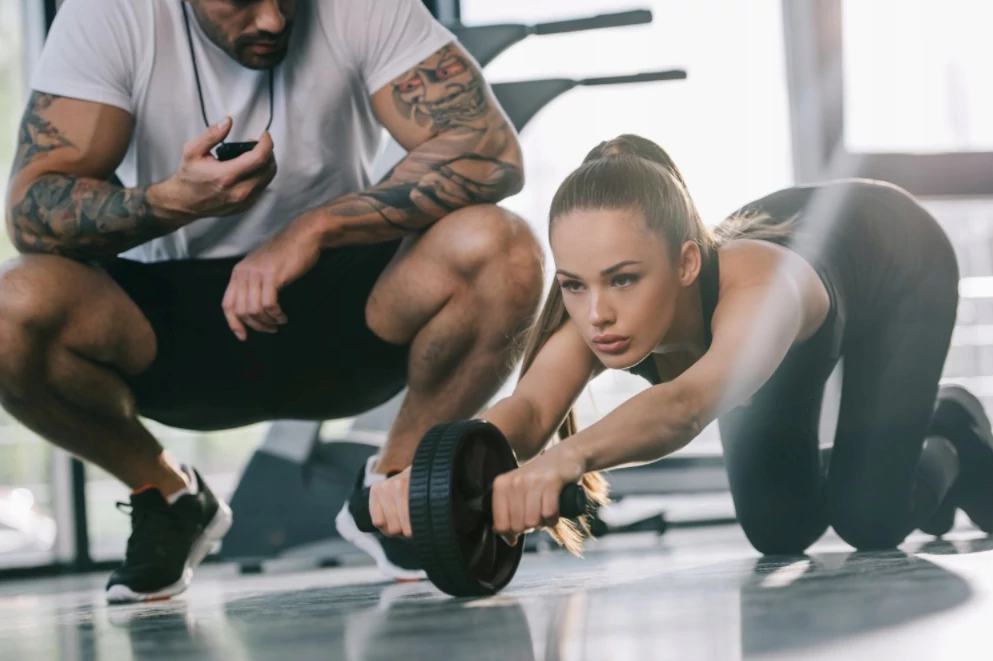 XQmax hasizomerősítő roller, erős dupla kerékkel 18 cm, fekete